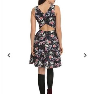 Hell Bunny Vixen Dress 2x Skull Flowers Pockets